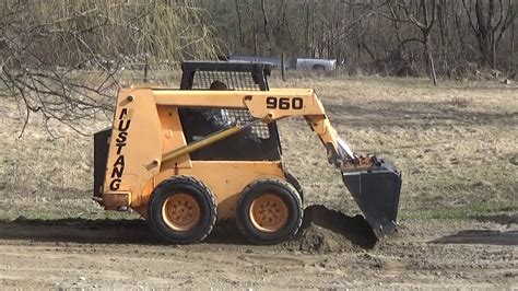 960 mustang skid steer|mustang skid steer prices.